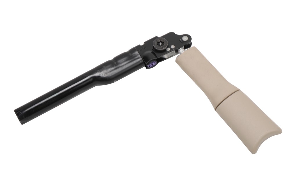 GM Genuine Parts Driver Seat Belt Tensioner