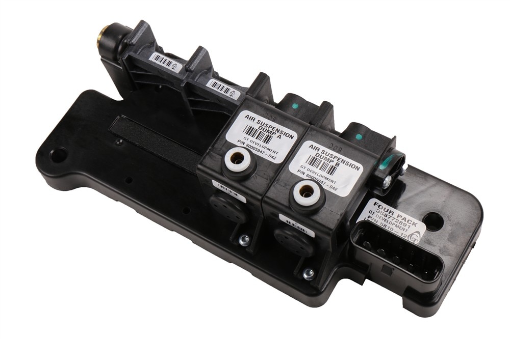 GM Genuine Parts Air Suspension Line Fitting