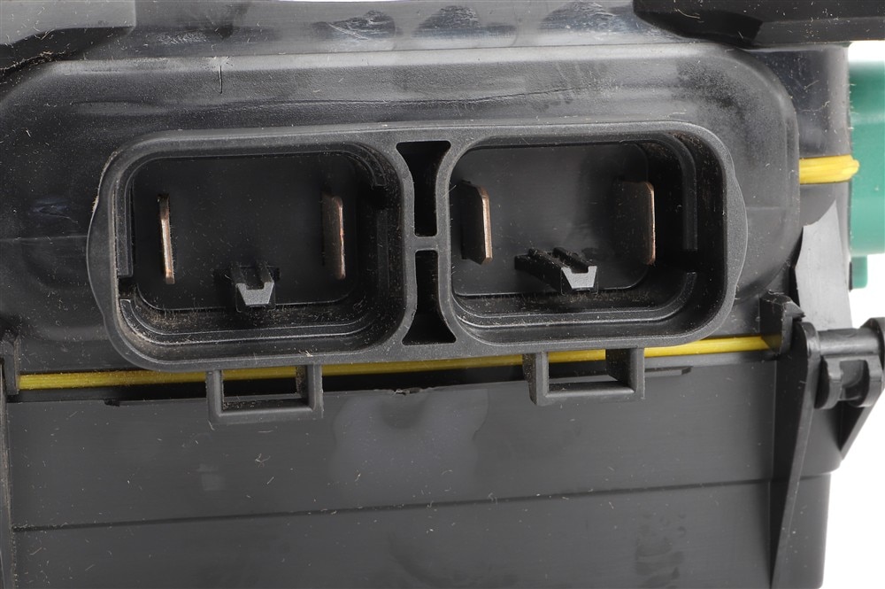 GM Genuine Parts Accessory Wiring Junction Block