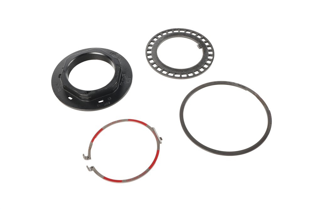 GM Genuine Parts Wheel Bearing and Hub Assembly