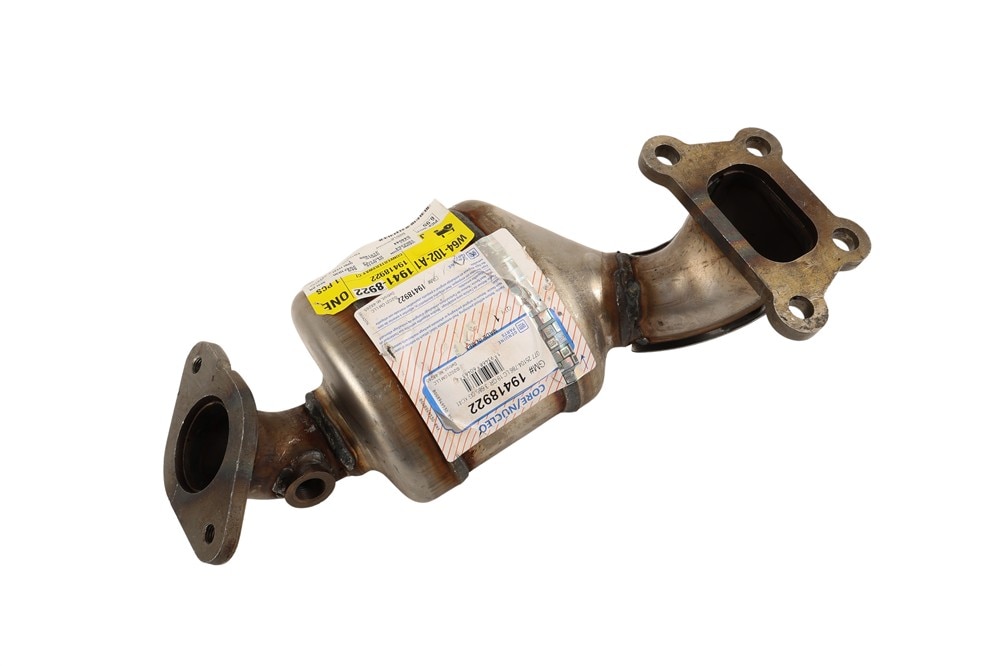 GM Genuine Parts Three-Way Catalytic Converter Kit with Exhaust Pipe