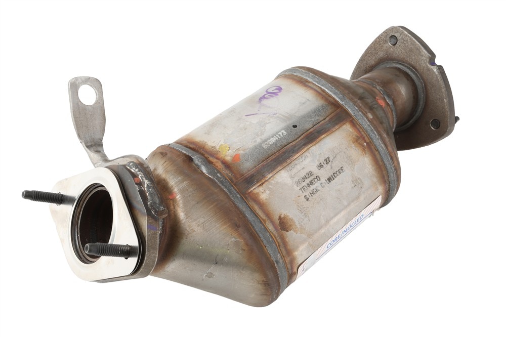 GM Genuine Parts Driver Side Three-Way Catalytic Converter with Exhaust Pipe