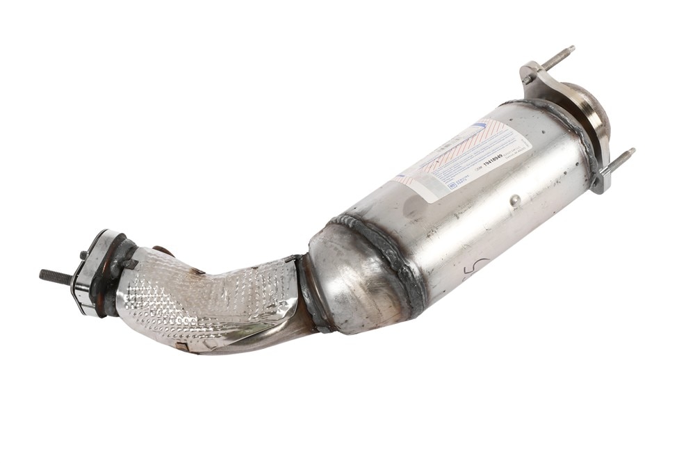 GM Genuine Parts Driver Side Three-Way Catalytic Converter Kit