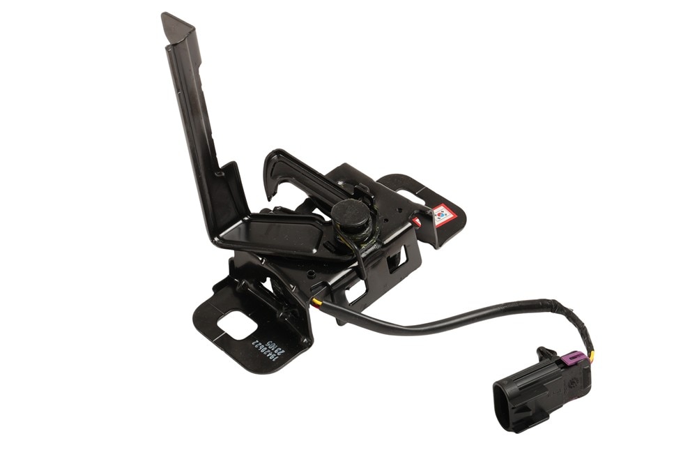 GM Genuine Parts Hood Primary and Secondary Latch