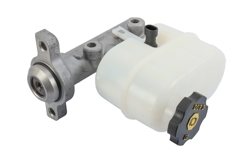 GM Genuine Parts Brake Master Cylinder