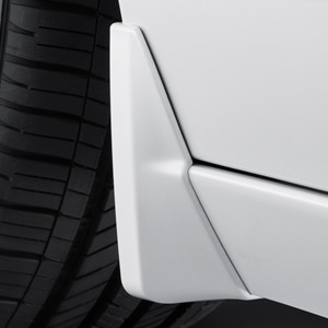 Front Splash Guards in Crystal White Tricoat | 84220125 | Cadillac