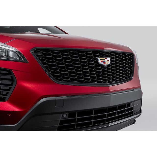 Grille in Black Mesh with Black Surround and Cadillac Logo (for Vehicles without HD Surround Vision Camera)