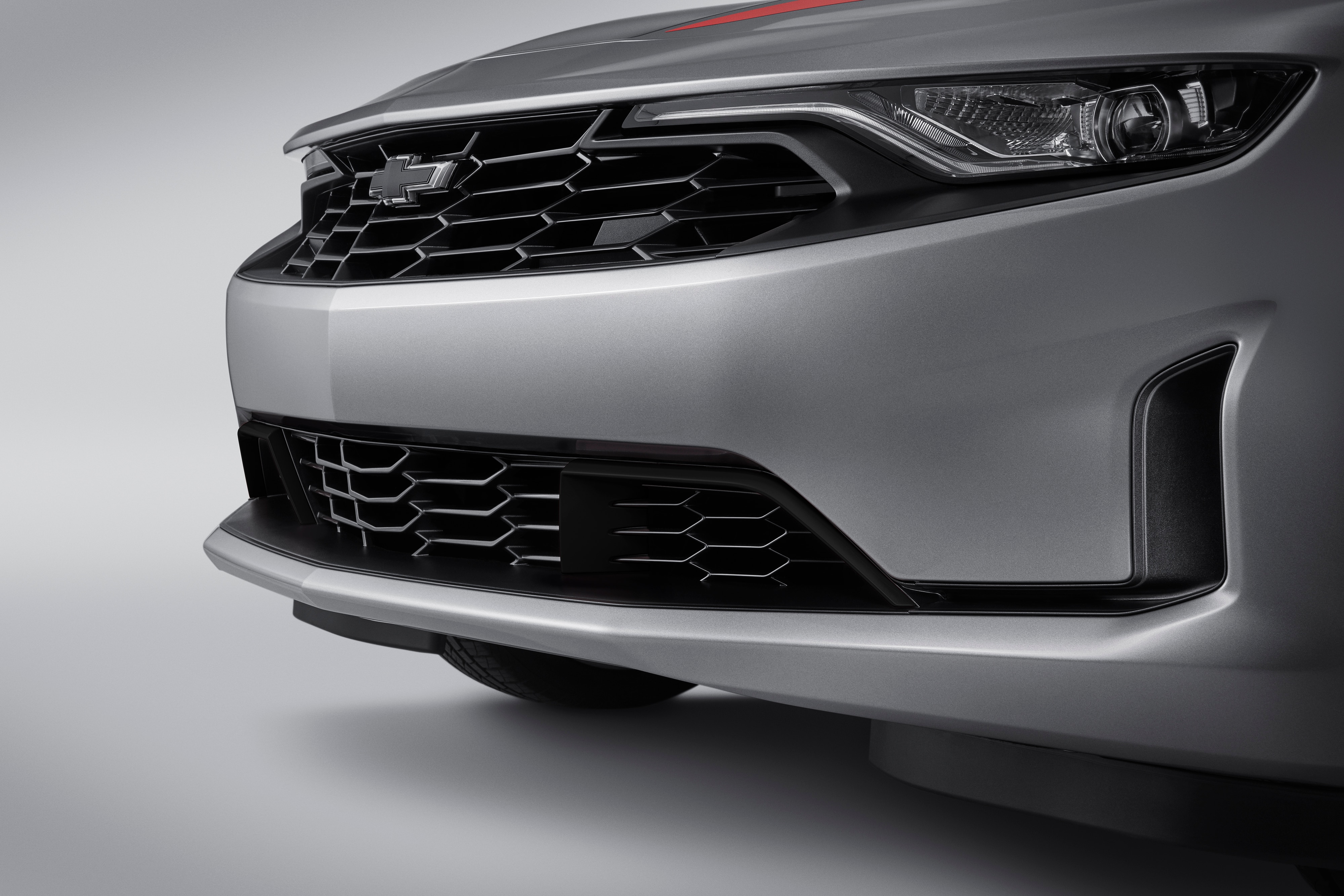 Grille in Black with Gloss Black Insert