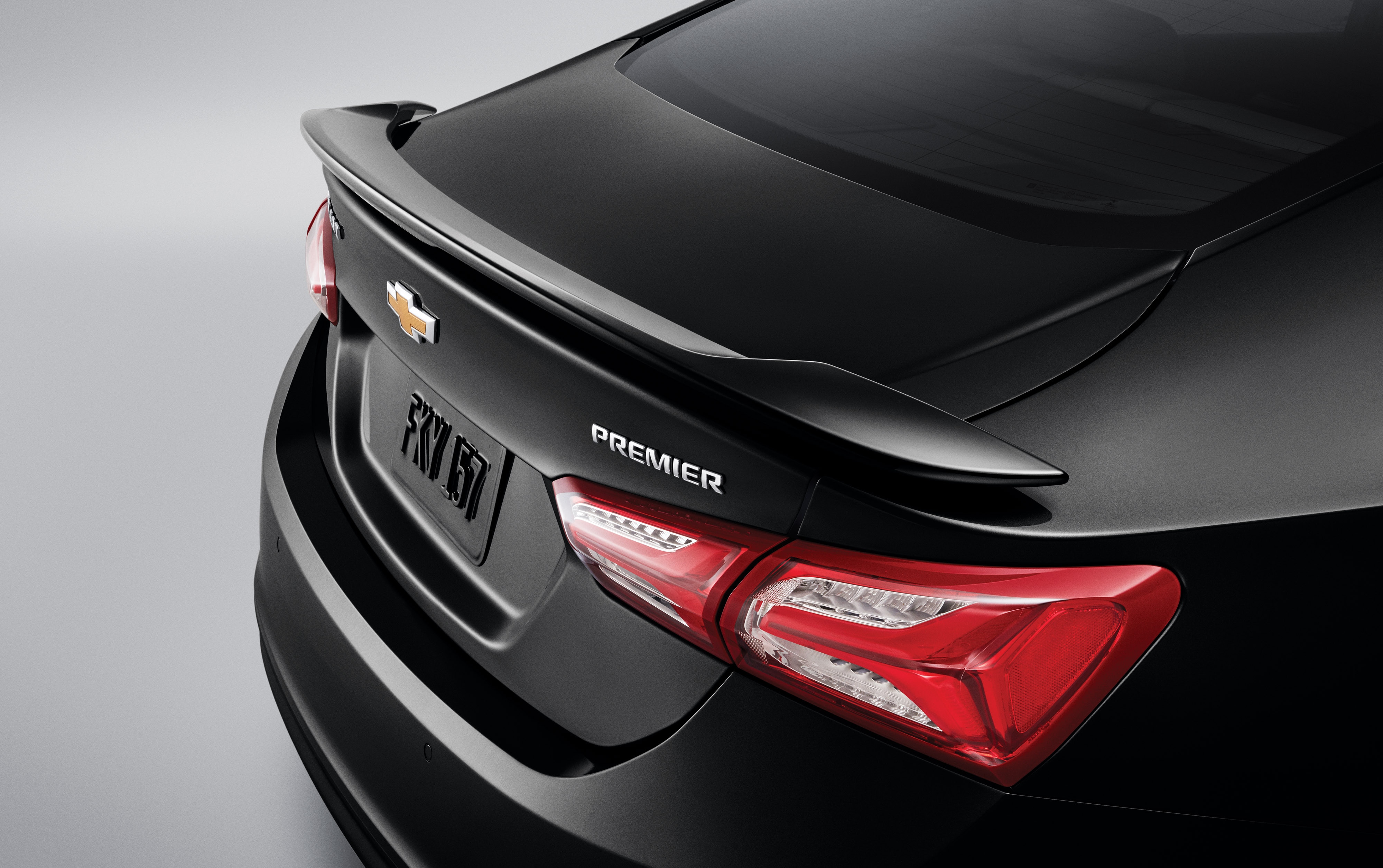 Flush-Mounted Spoiler Kit in Mosaic Black Metallic