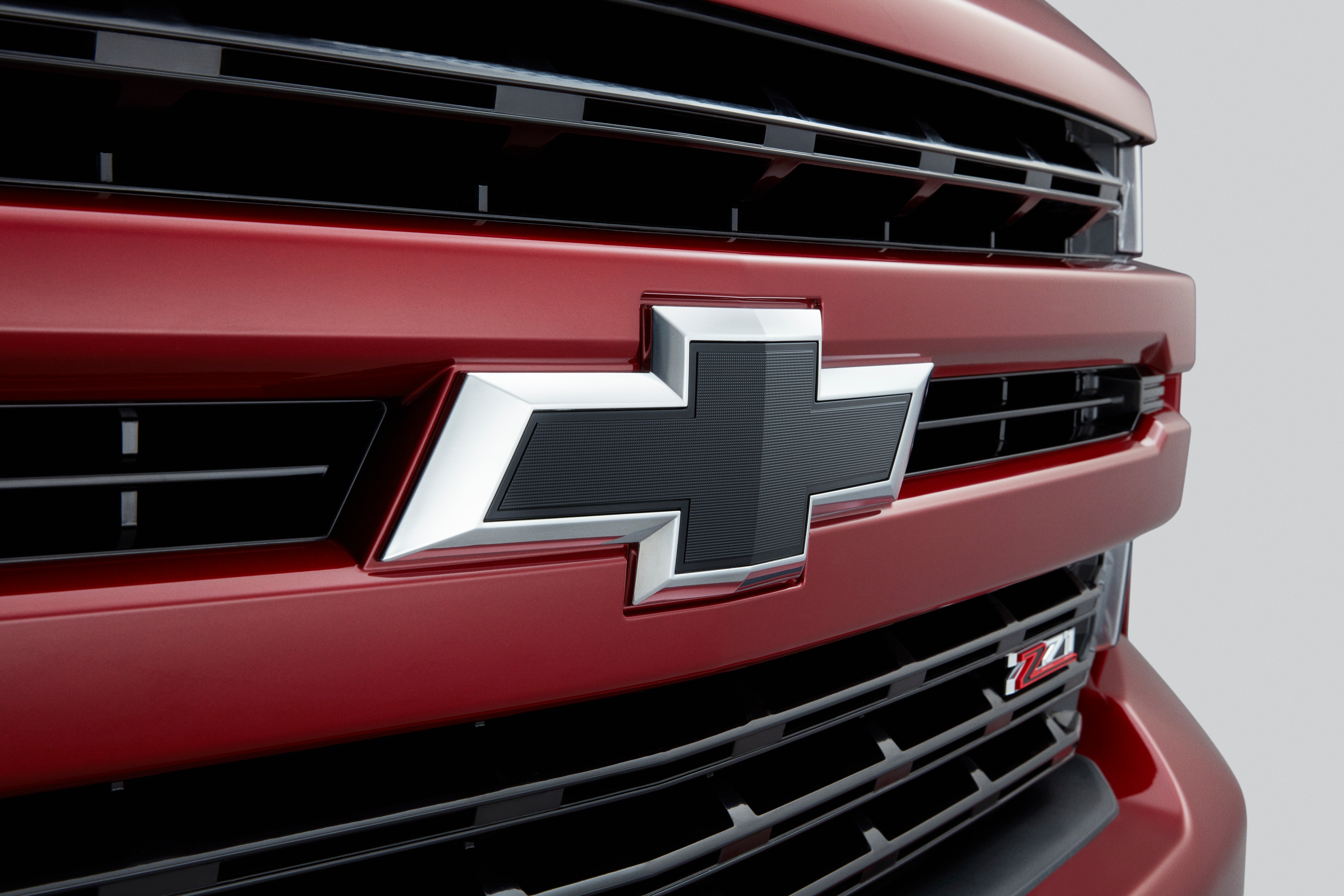 Front Bowtie Emblem in Black