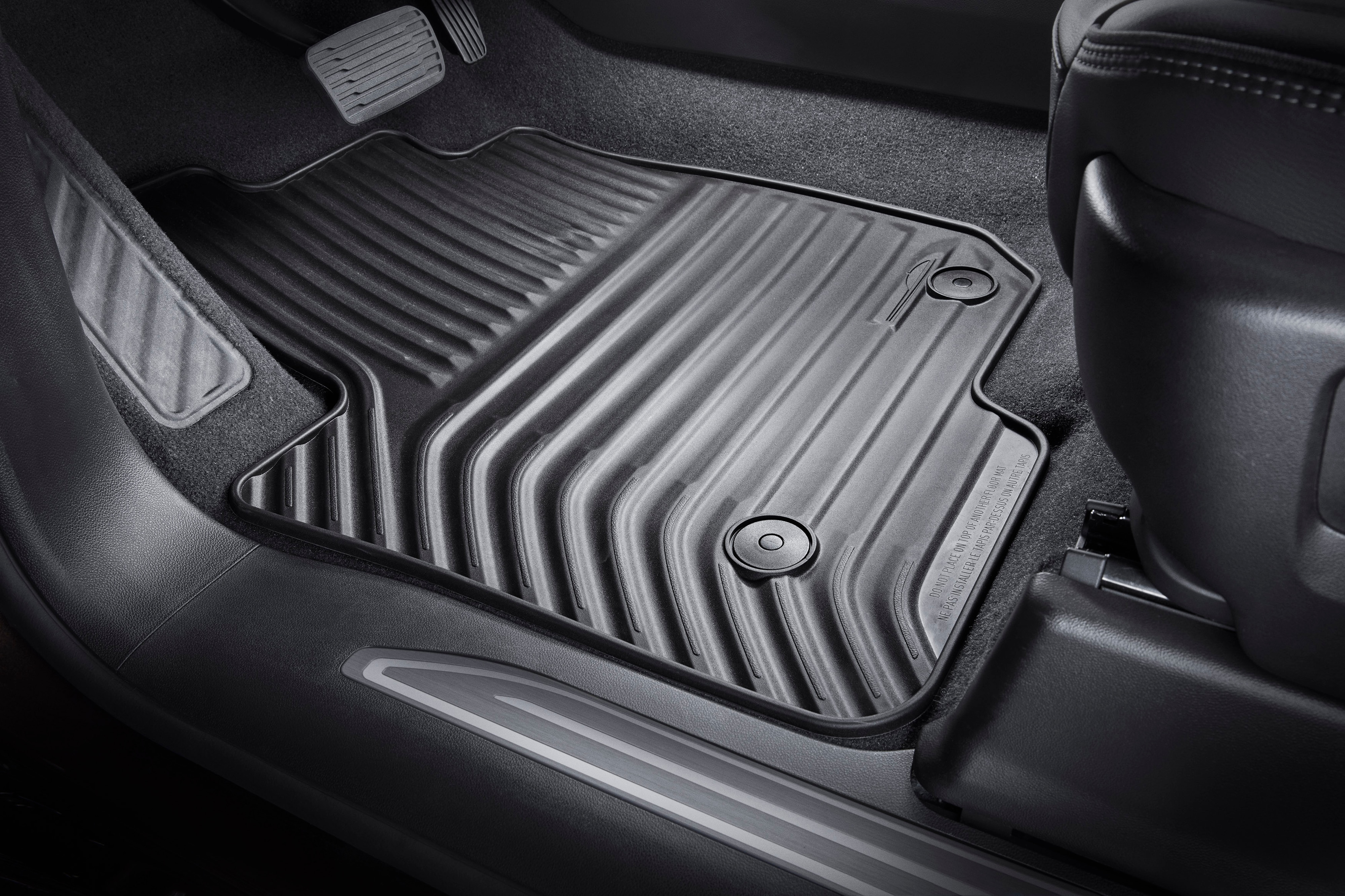 Regular Cab First-Row Premium All-Weather Floor Mats in Jet Black