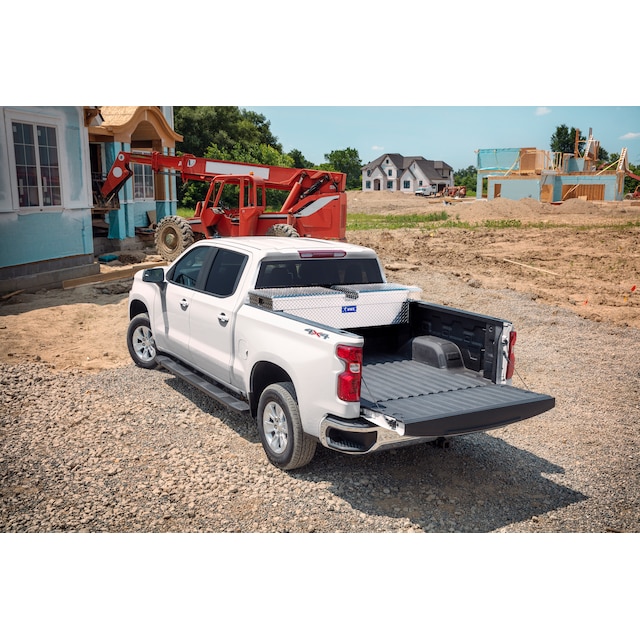 Cross Bed Gullwing Aluminum Tool Box in Bright Diamond Tread by UWS® - Associated Accessories