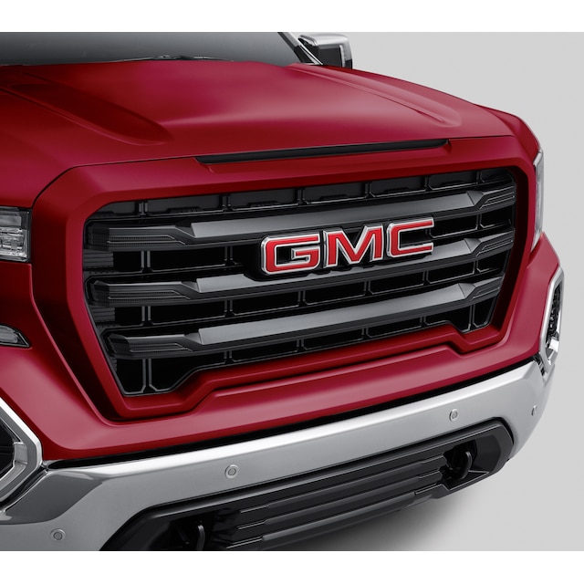 Grille in Black with Red Quartz Tintcoat Surround and GMC Logo (For Vehicles Without HD Surround Vision Camera)