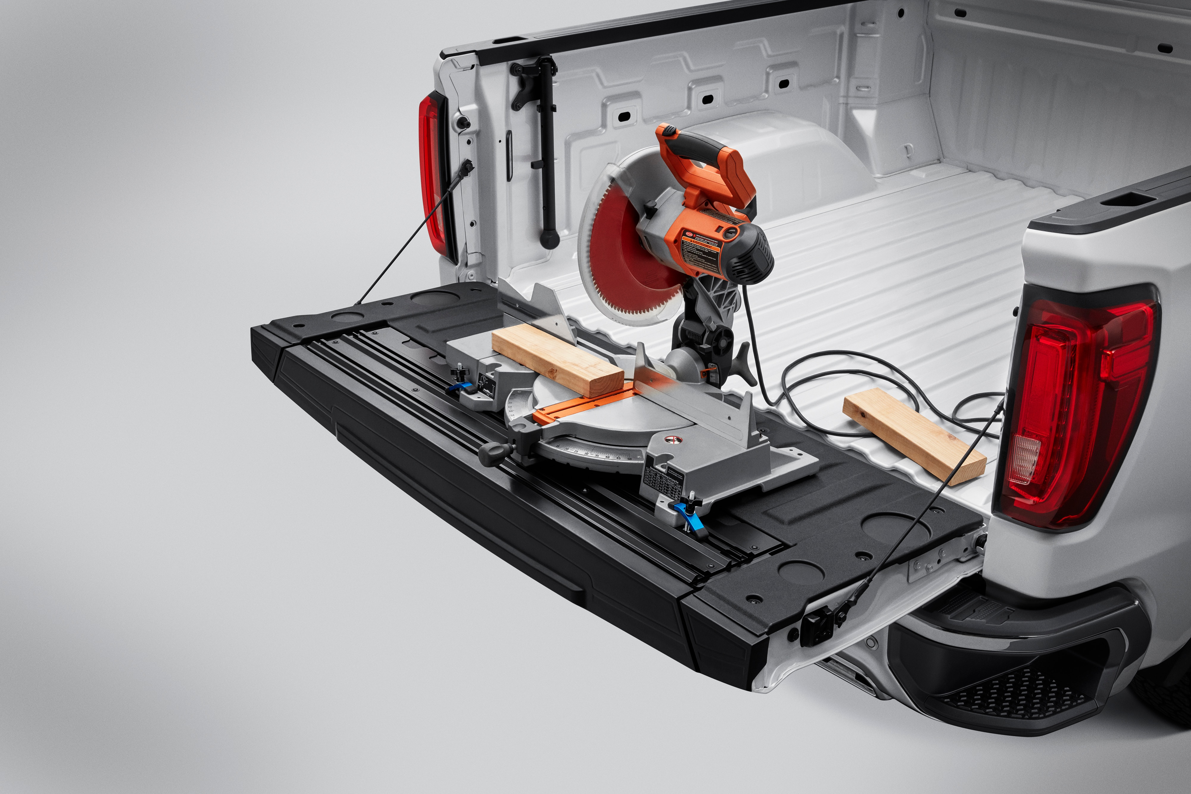 Tailgate Liner with Mounting Tracks