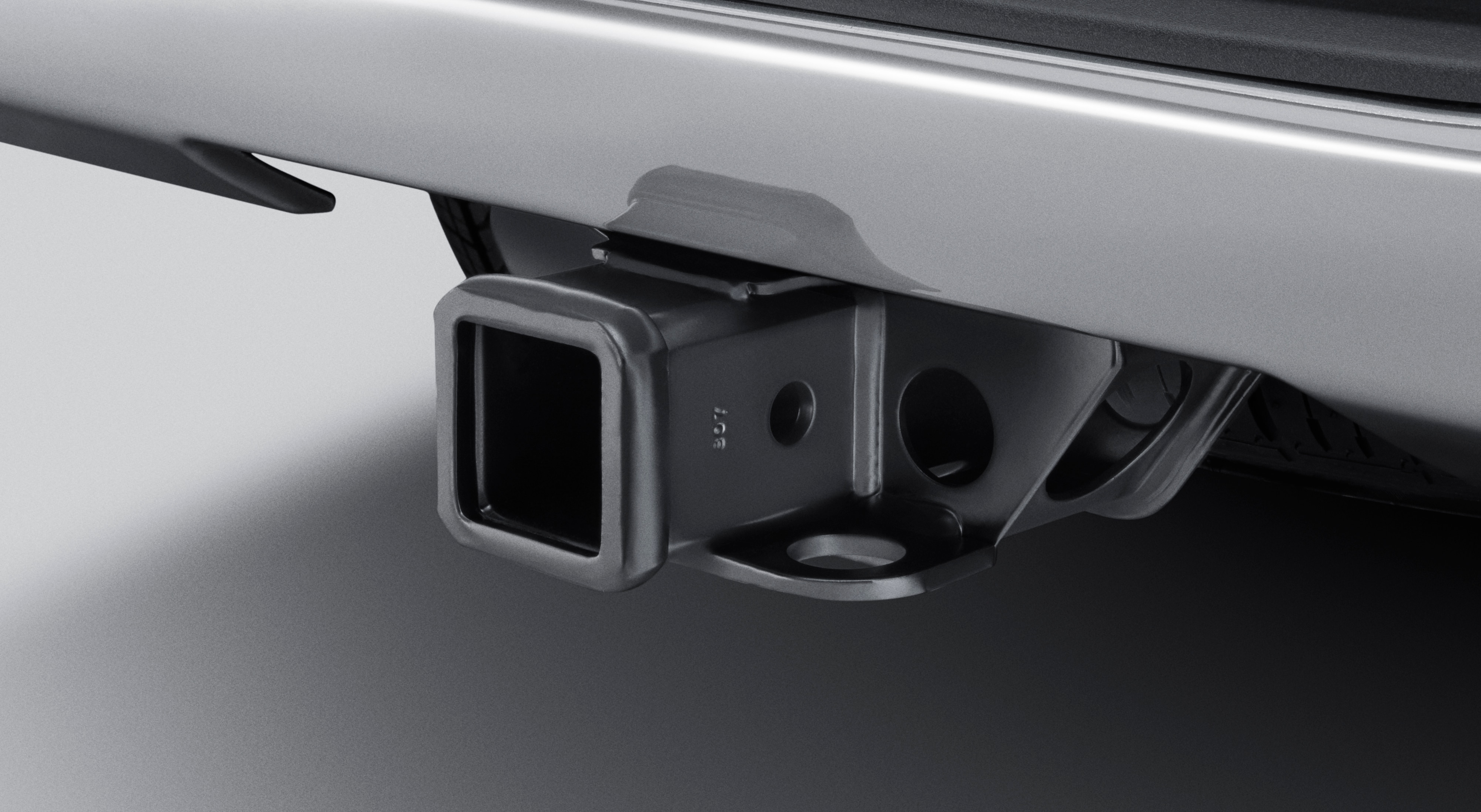 12,500-lb.-Capacity Hitch Trailering Package/