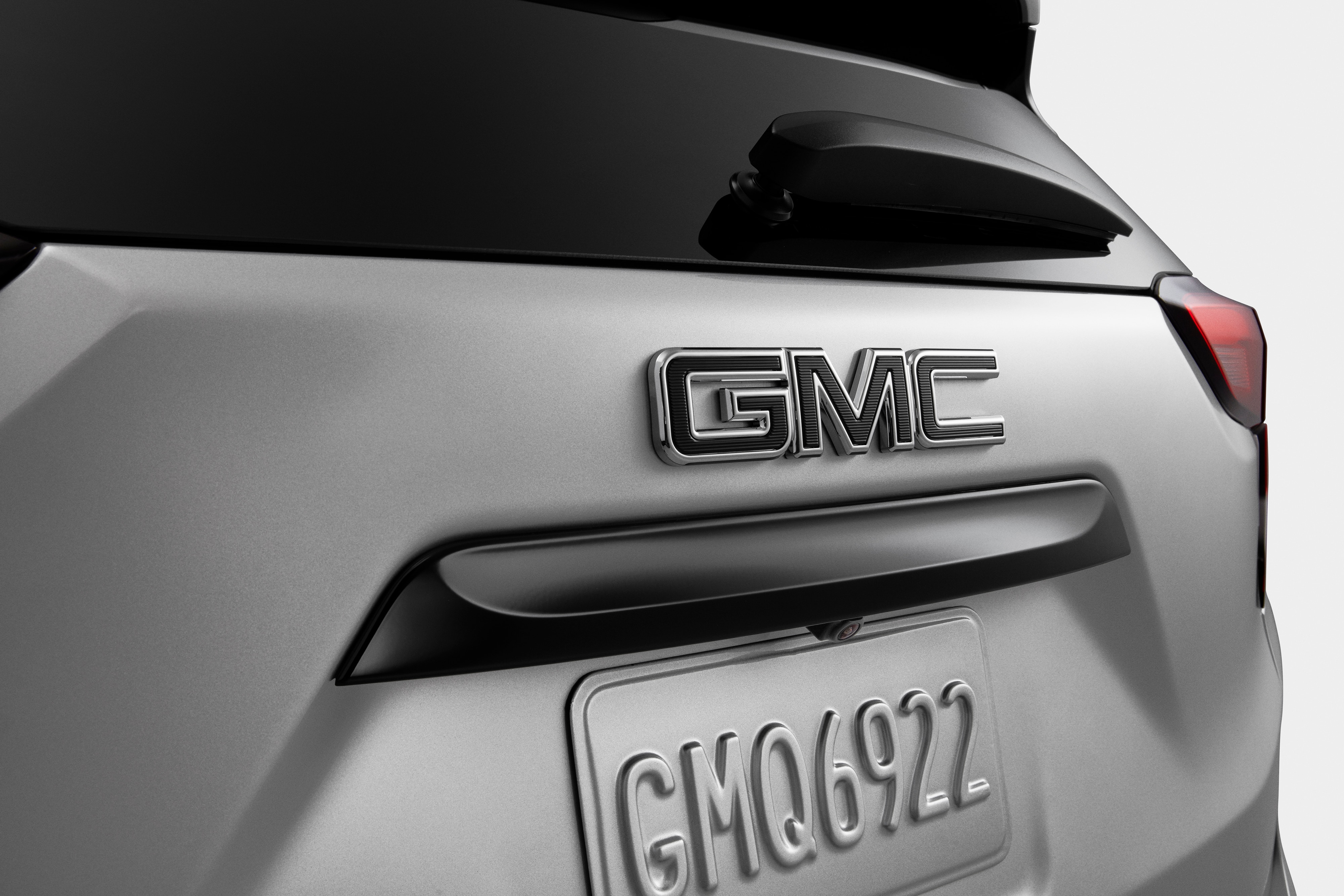 Liftgate Applique in Gloss Black