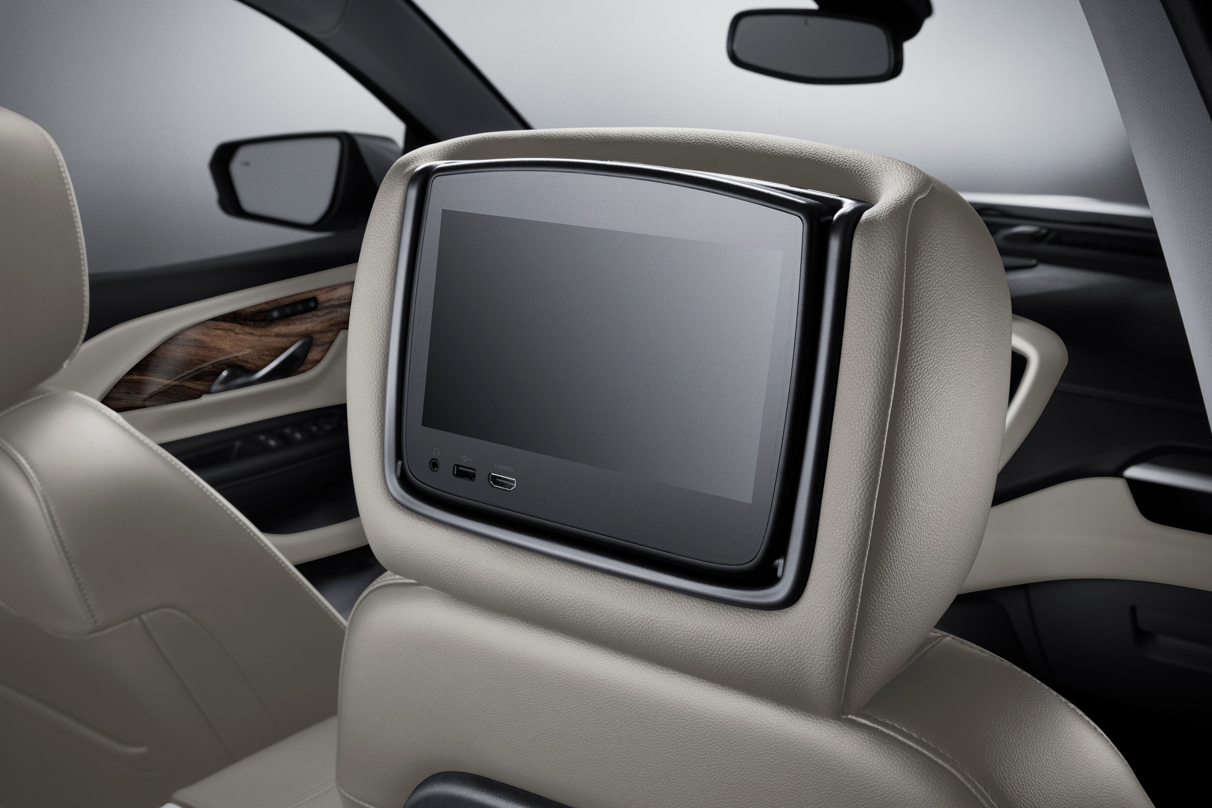 Rear Seat Infotainment System with DVD Player in Light Platinum Leather with Denali Script