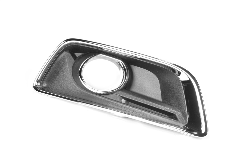 GM Genuine Parts Front Passenger Side Lower Outer Grille