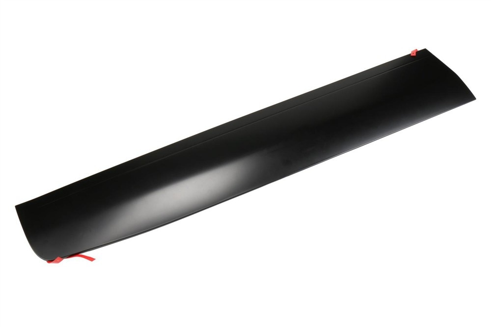 GM Genuine Parts Driver Side Front Door Lower Molding