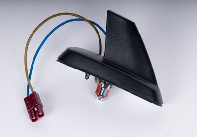 GM Genuine Parts Digital Radio, Mobile Telephone, and Vehicle Location Antenna