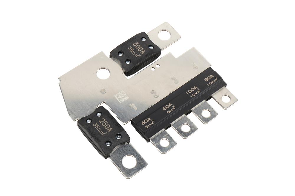みさん専用 GM Genuine Parts Front Compartment Fuse Block Fuse