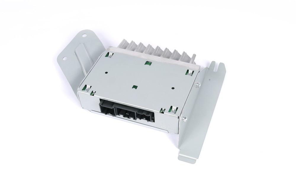 GM Genuine Parts Radio Speaker Amplifier Assembly with Bracket (Programming Required)