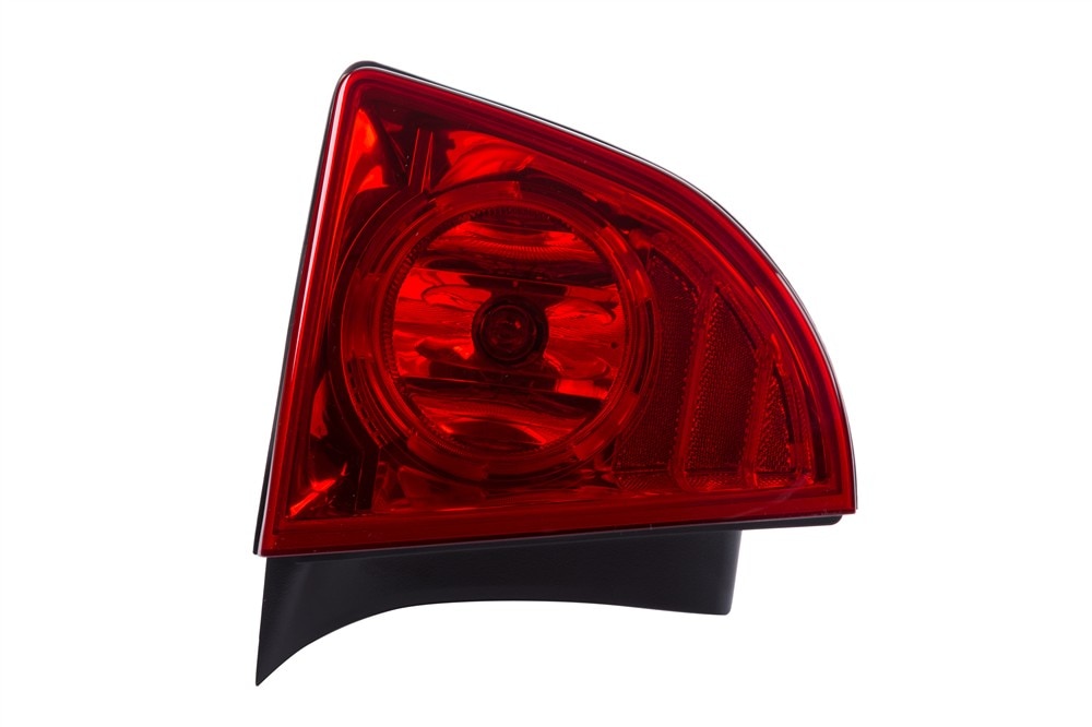 GM Genuine Parts Driver Side Tail Lamp Assembly