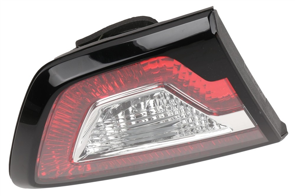 GM Genuine Parts Rear Driver Side Body Structure Auxiliary Signal Lamp