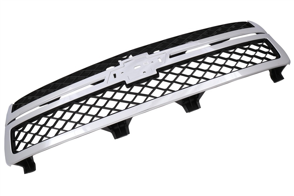 GM Genuine Parts Bright Chrome Front Grille