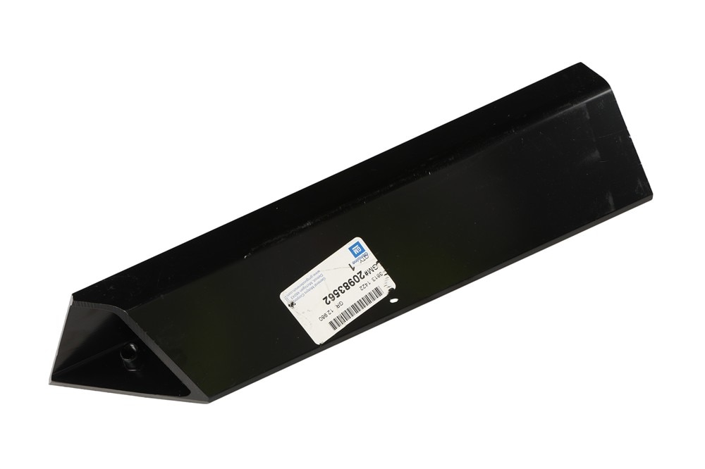 GM Genuine Parts Passenger Side Front Floor Panel Extension