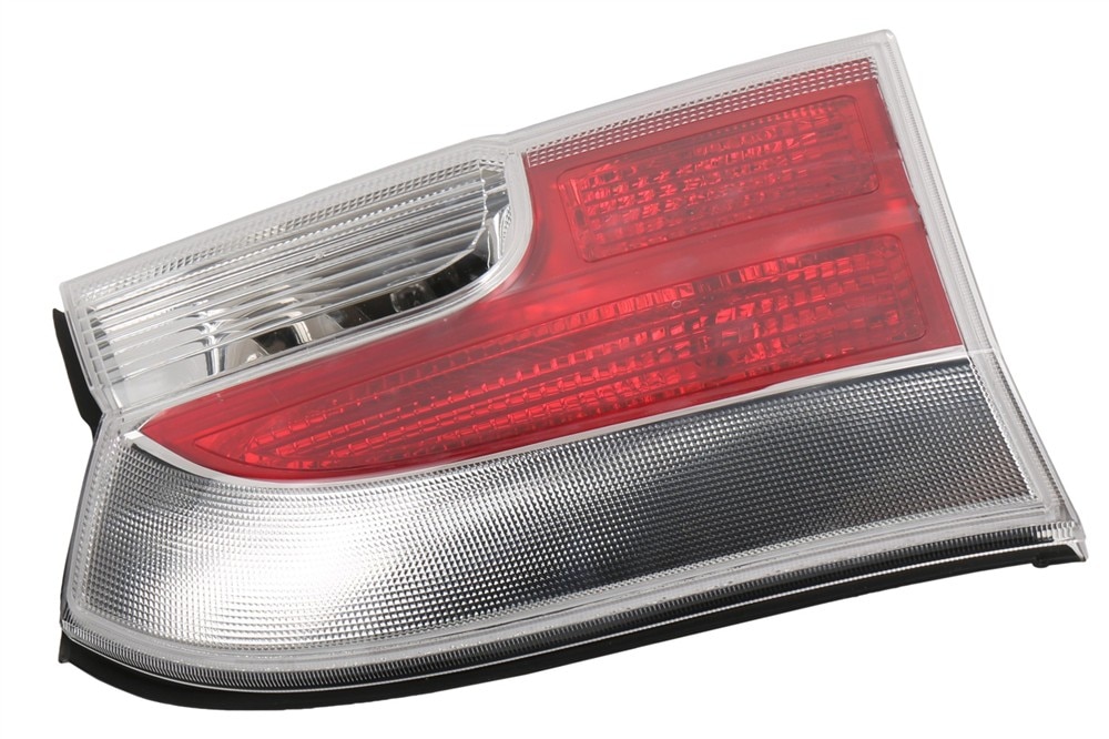 GM Genuine Parts Driver Side Tail Lamp Applique