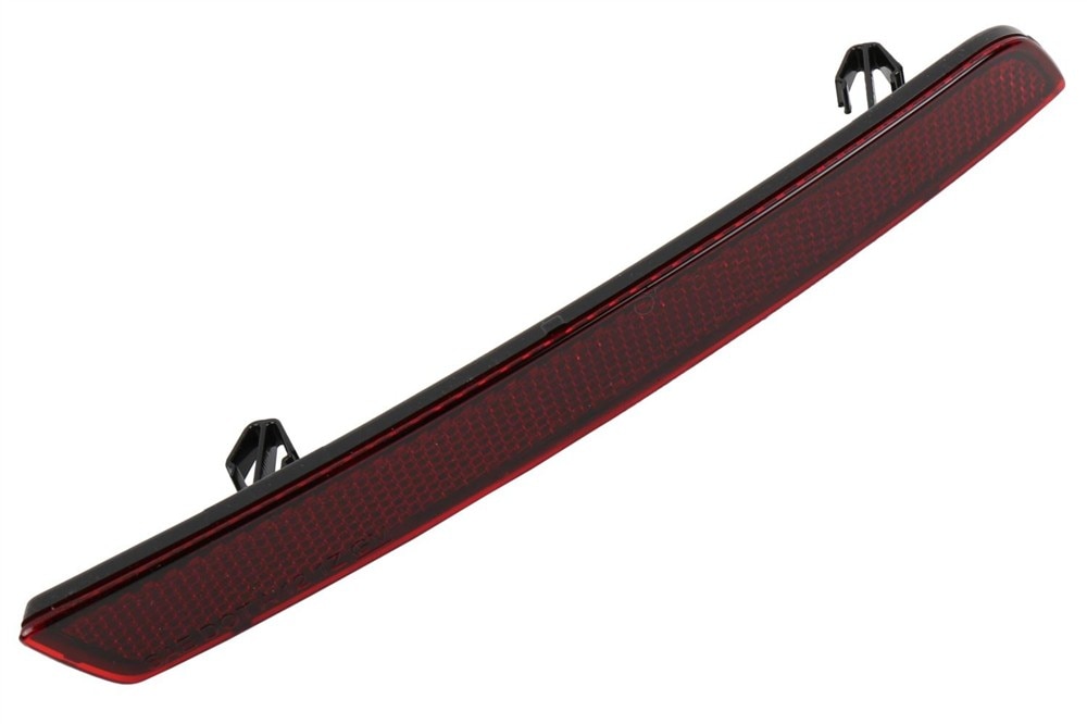 GM Genuine Parts Passenger Side Rear Bumper Fascia Reflector