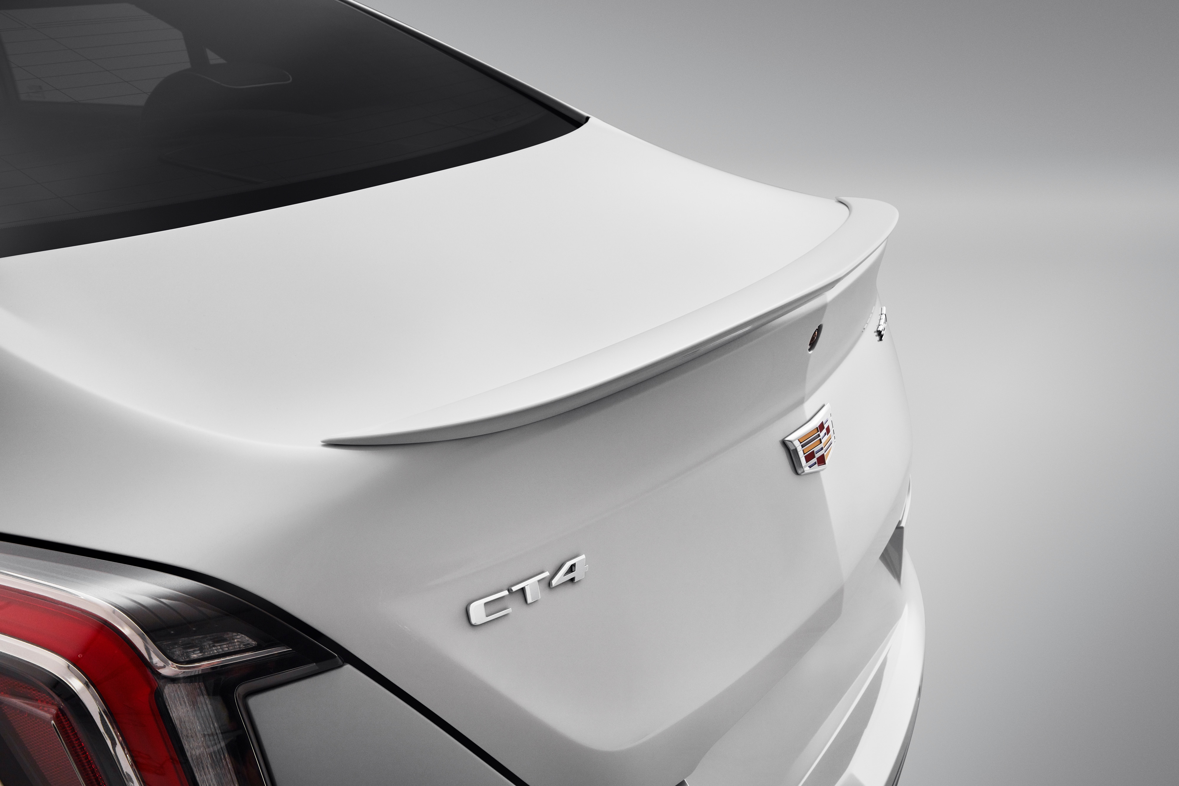 Flush-Mounted Spoiler Kit in Primer