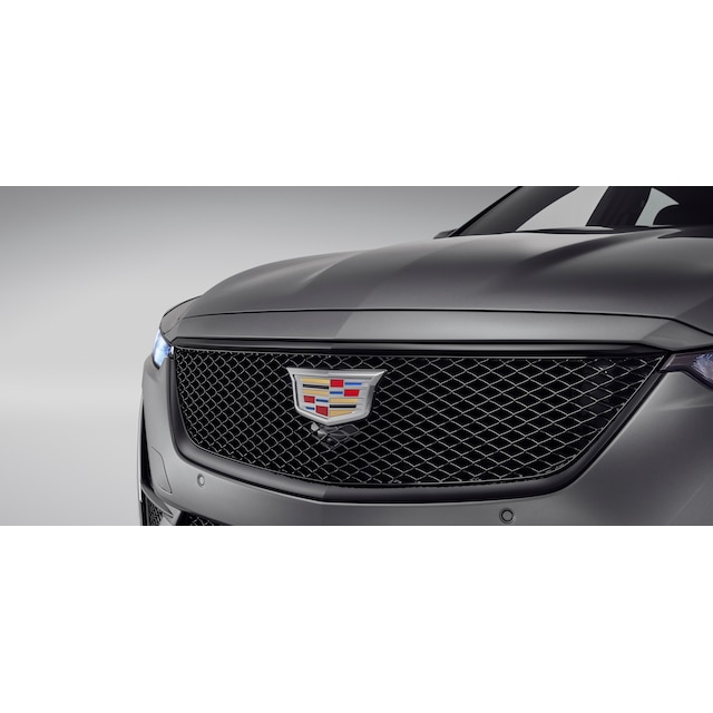Grille in Gloss Black with Gloss Black Surround (for Vehicles with HD Surround Vision)