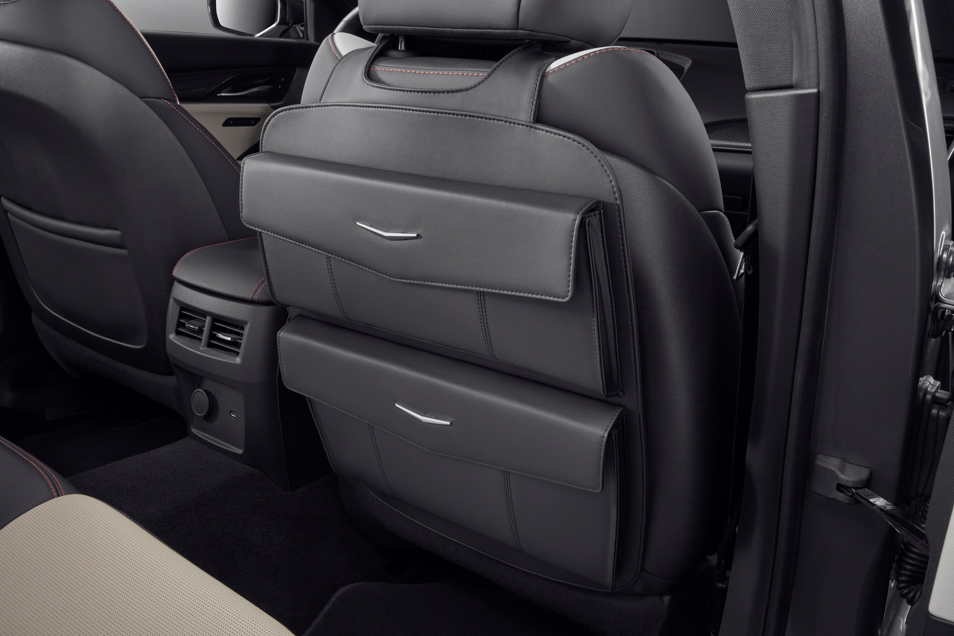 Seatback Organizer in Jet Black