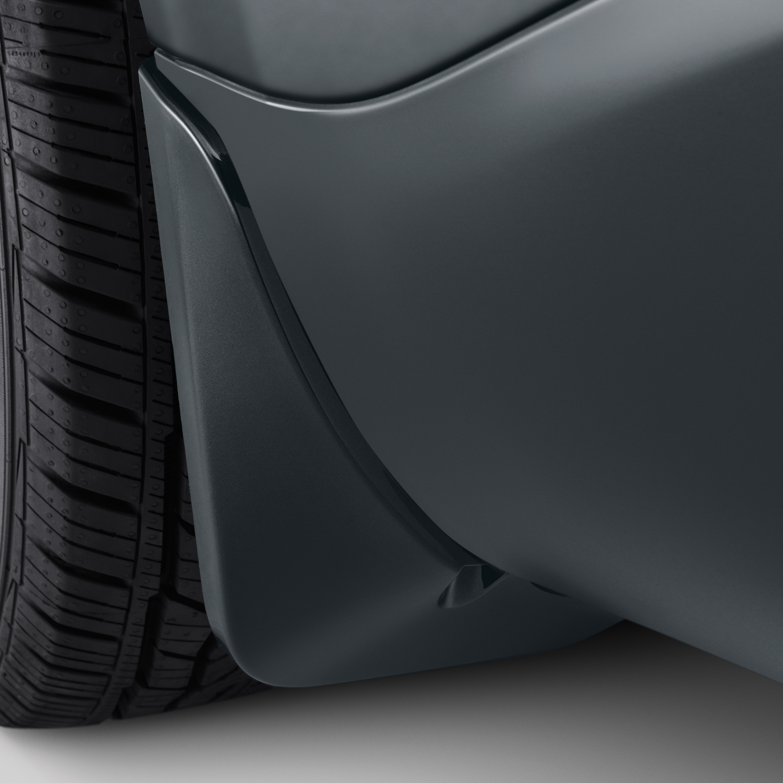 Rear Splash Guards in Dark Slate Metallic for Avenir