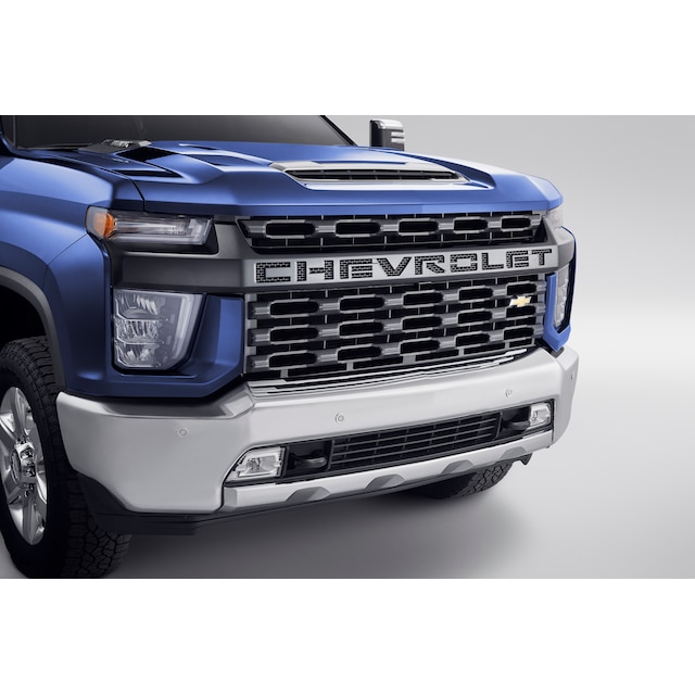 Grille in Black with Chevrolet Script (For Vehicles Without HD Surround Vision Camera)
