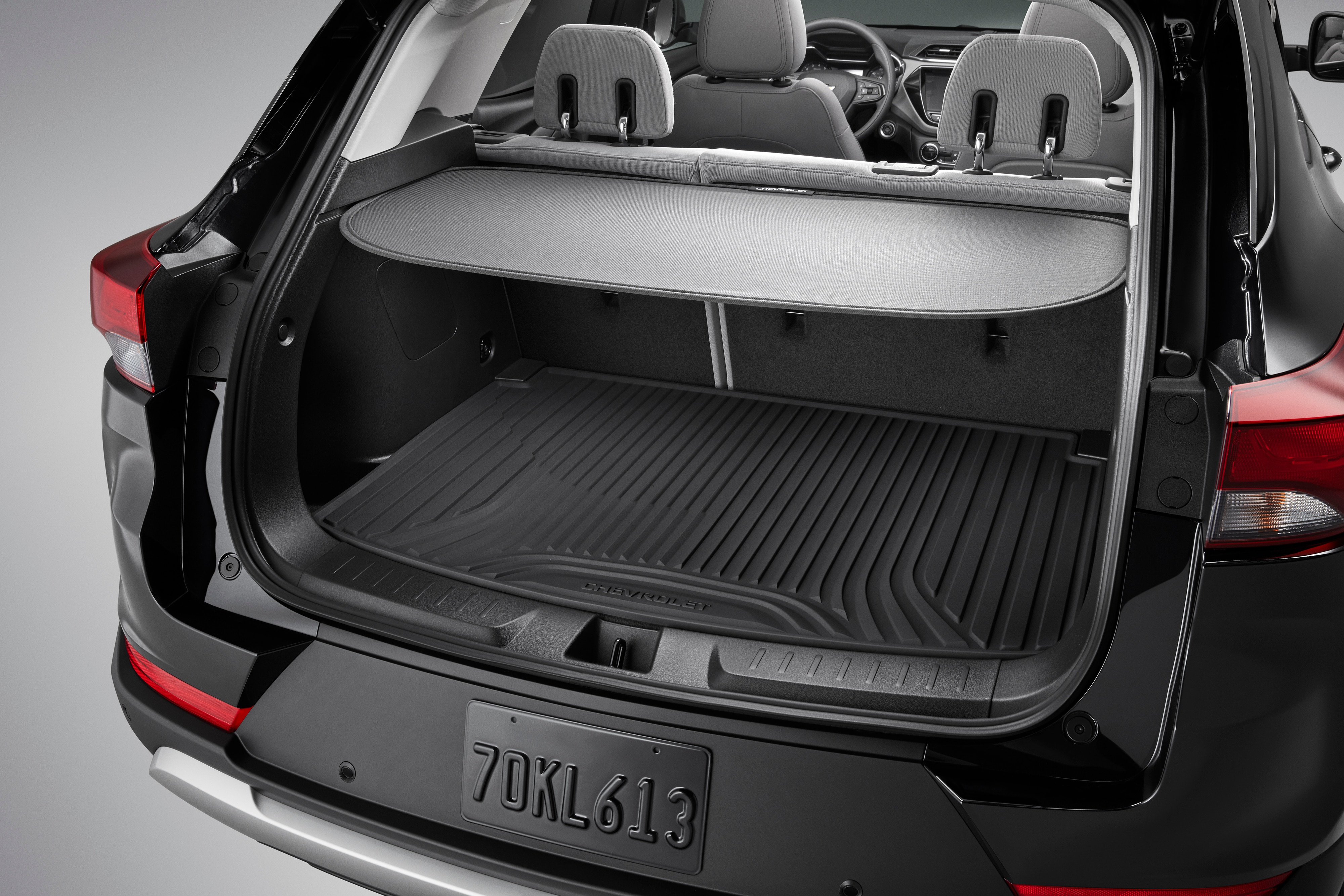 Cargo Area Shade in Black
