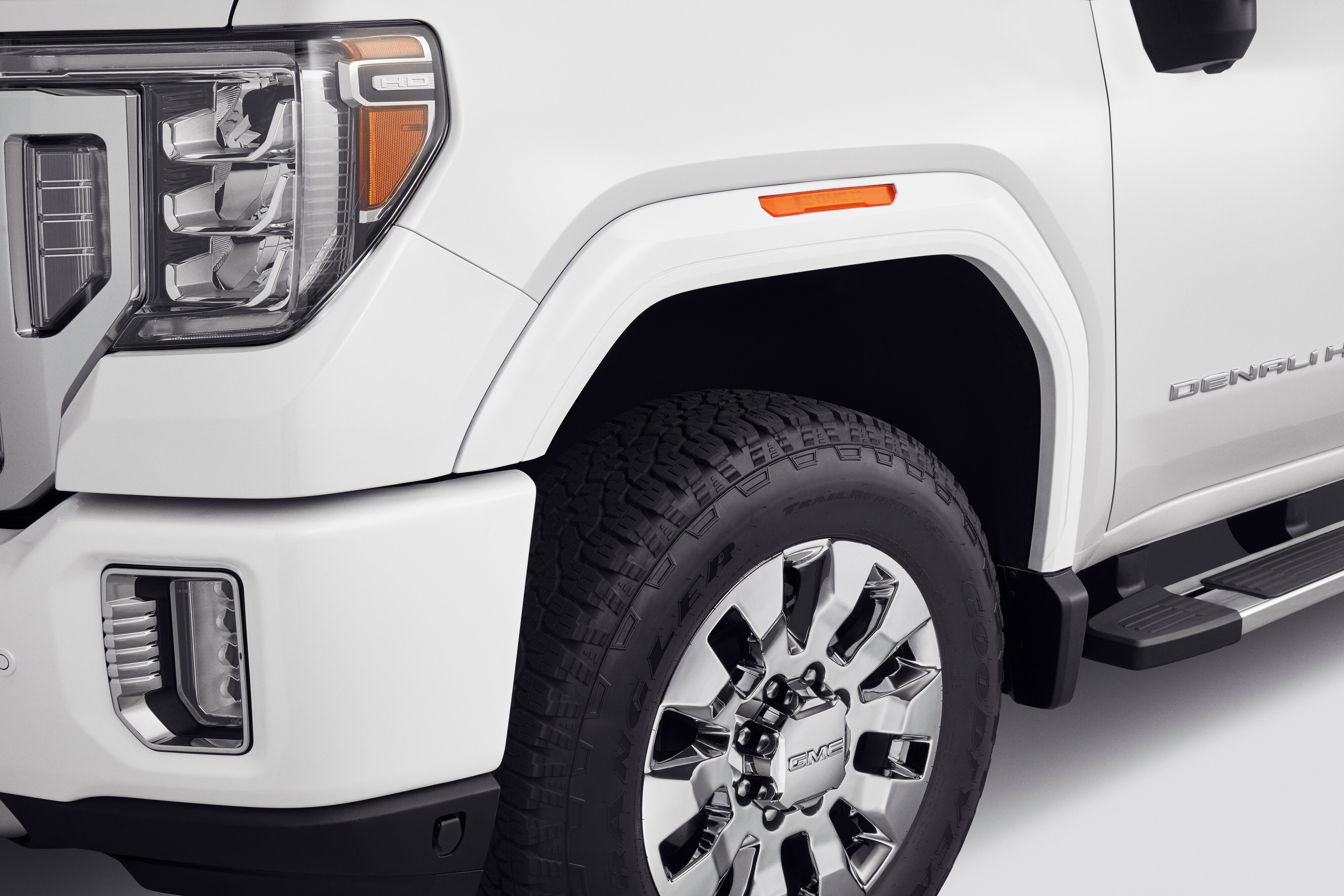 GMC Front and Rear Fender Flare Set in White Frost Tricoat