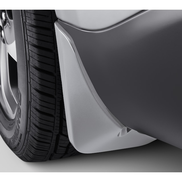 Front Splash Guards in Quicksilver Metallic (for Avenir trim level)