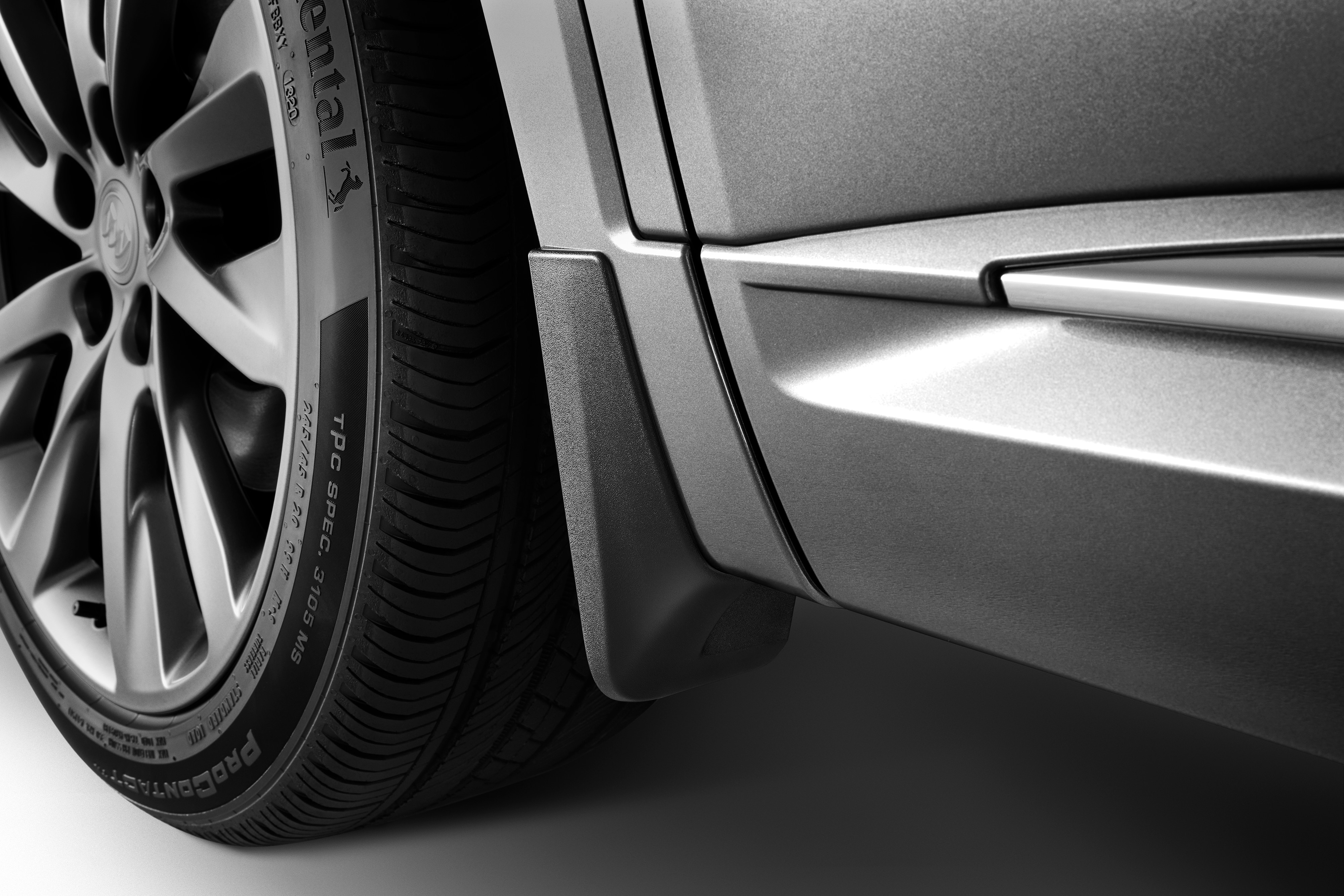 Front Splash Guards Molded in Black