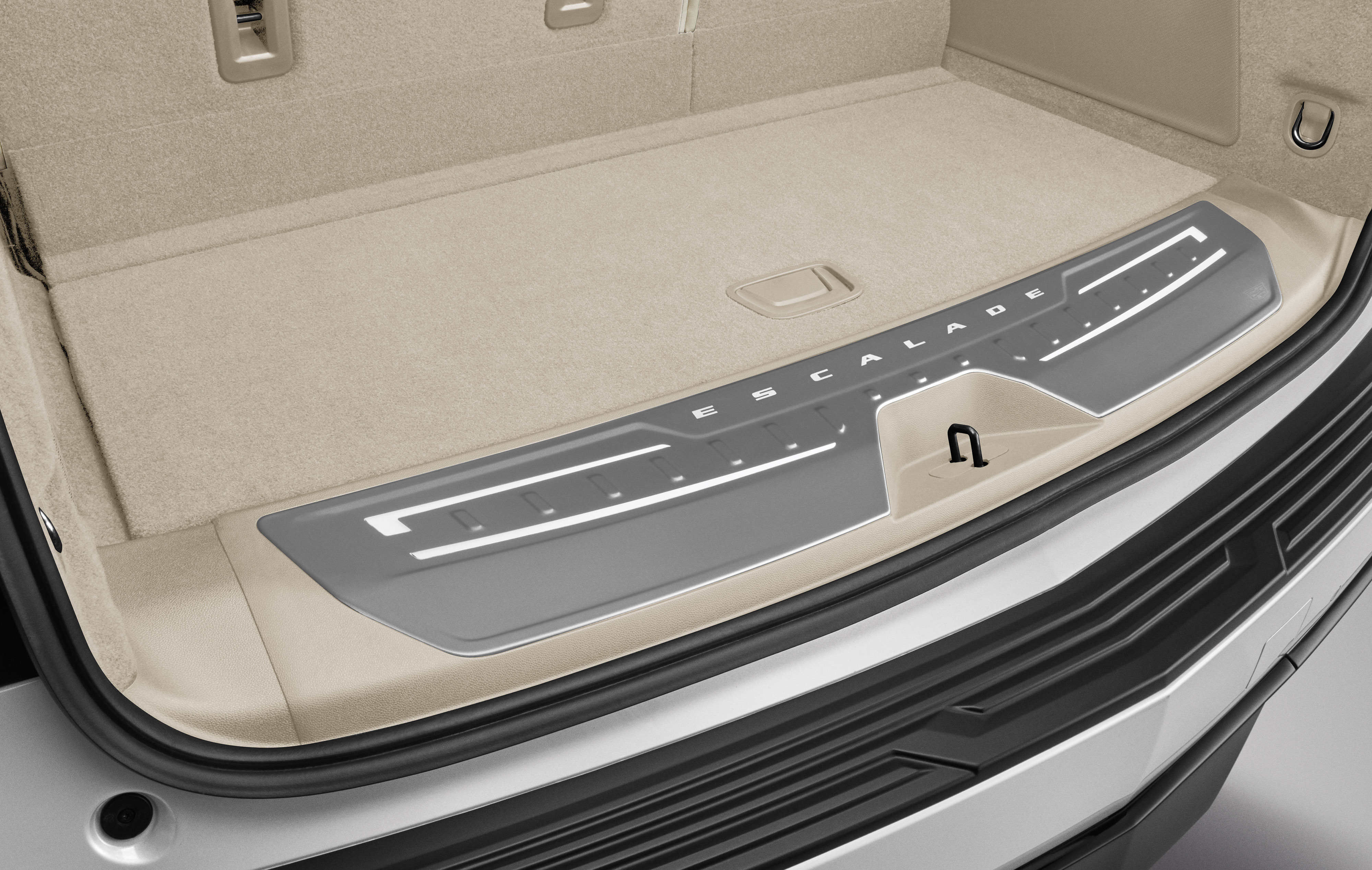 Illuminated Cargo Sill Plate in Whisper Beige with Escalade Script