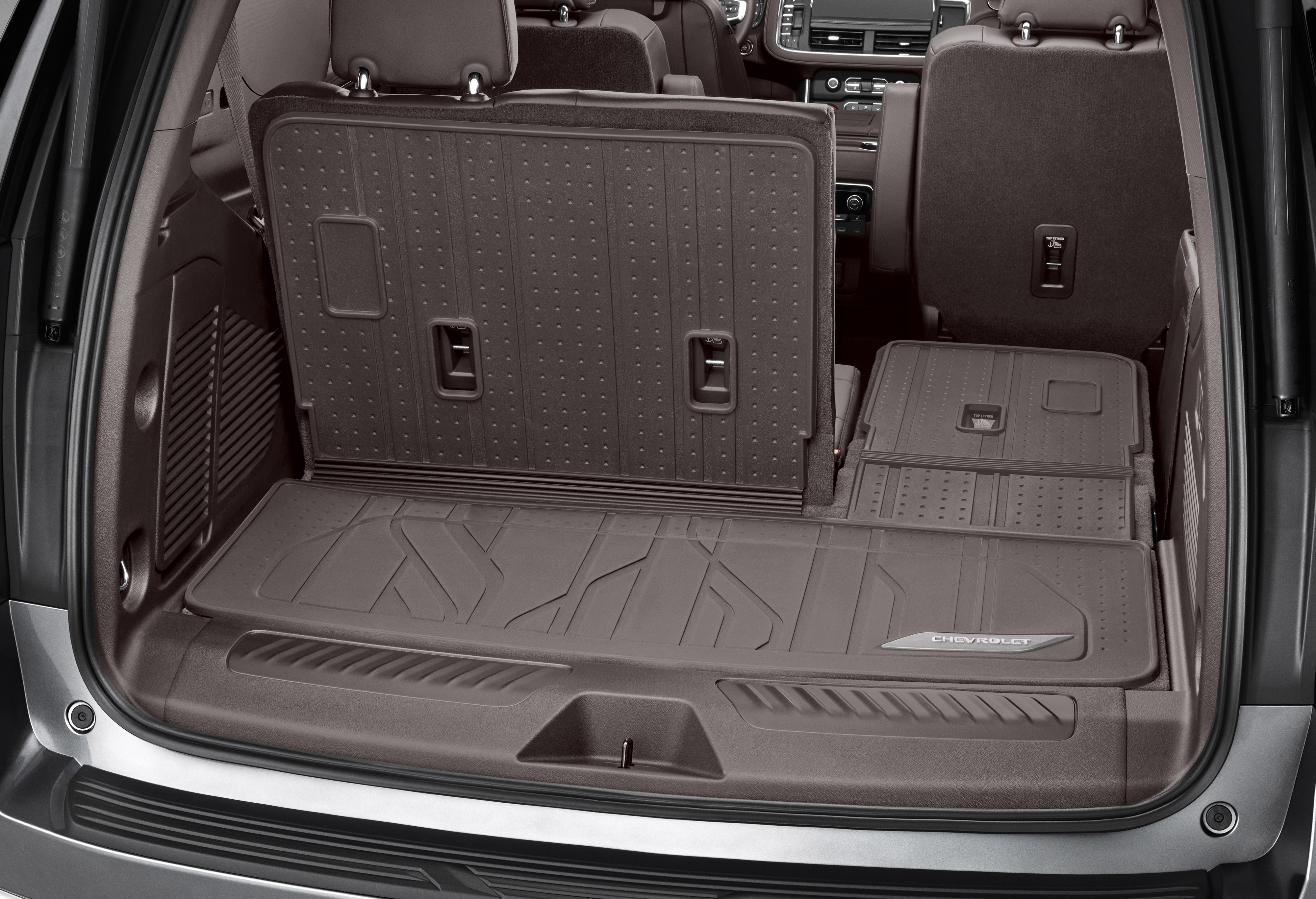 Integrated Cargo Liner in Very Dark Atmosphere with Chevrolet Script