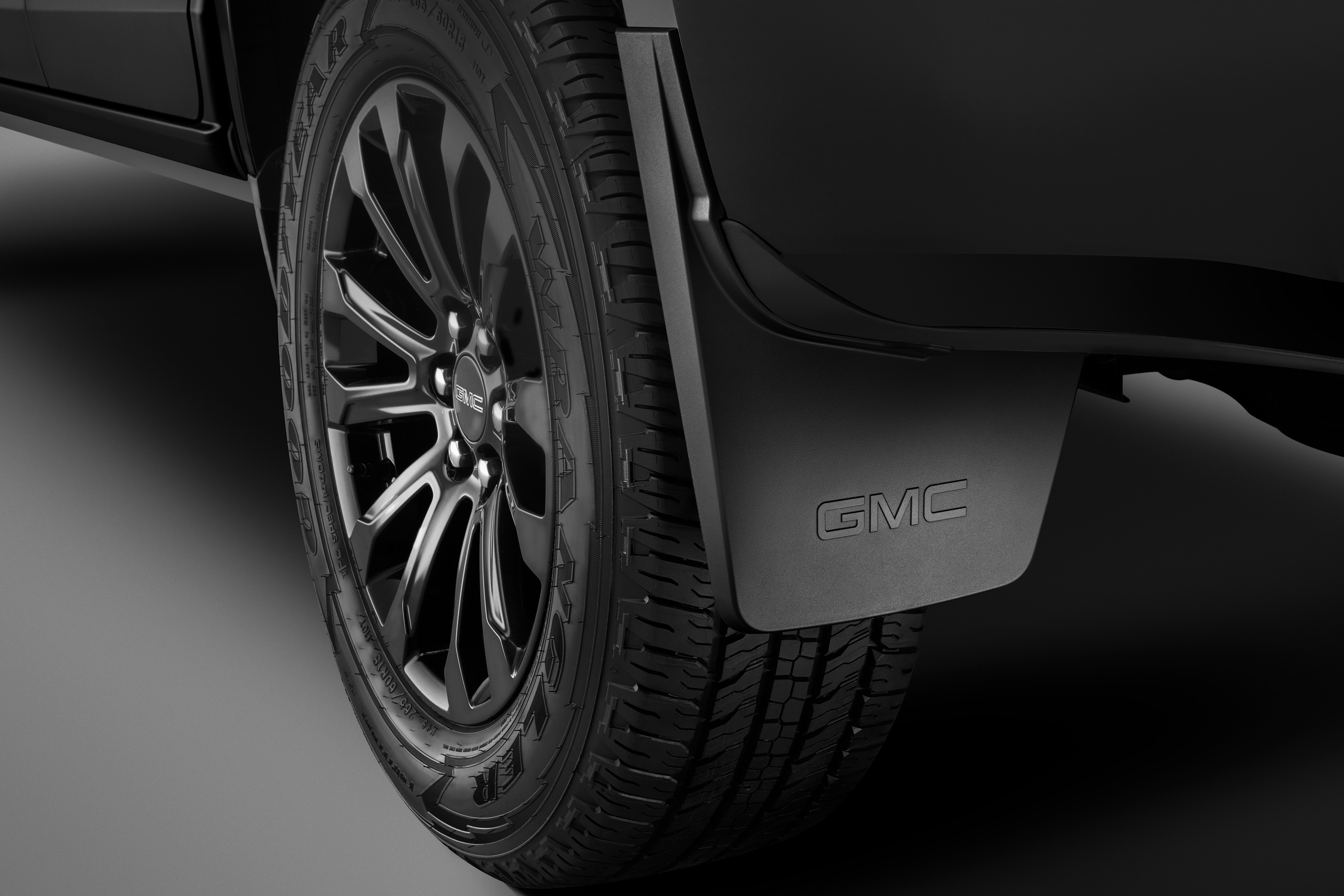 Rear Splash Guards in Black with GMC Logo