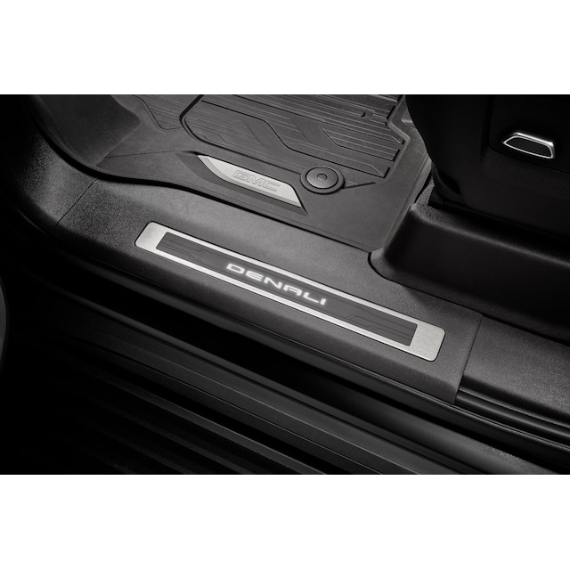 Illuminated Front and Rear Door Sill Plates with Denali Script