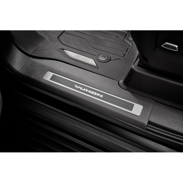 Illuminated Front and Rear Door Sill Plates with Yukon Script