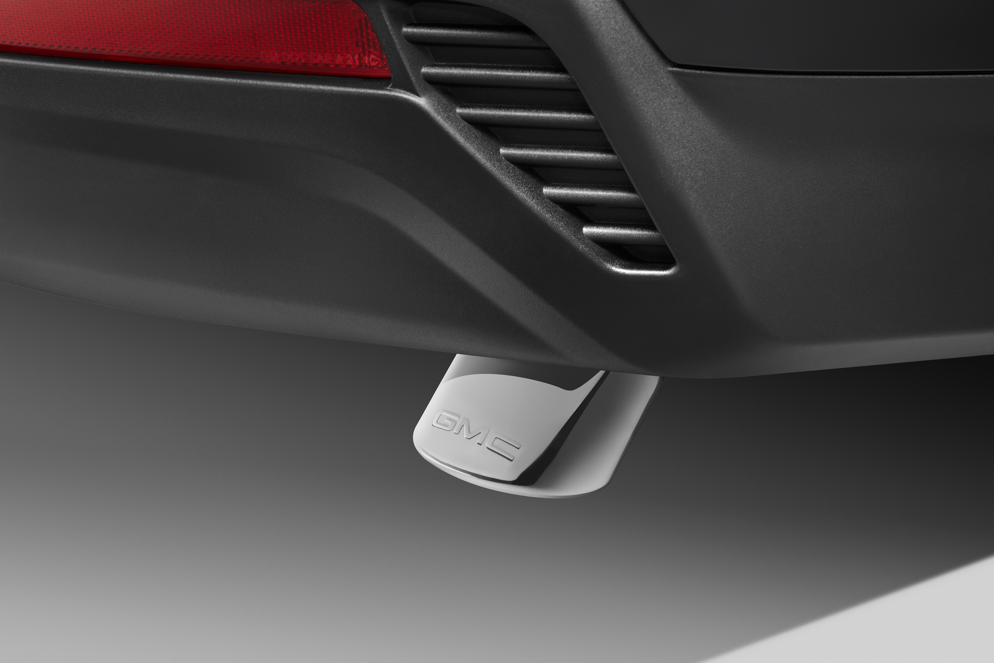 3.6L or 5.3L Polished Stainless Steel Single Outlet Exhaust Tip with GMC Logo