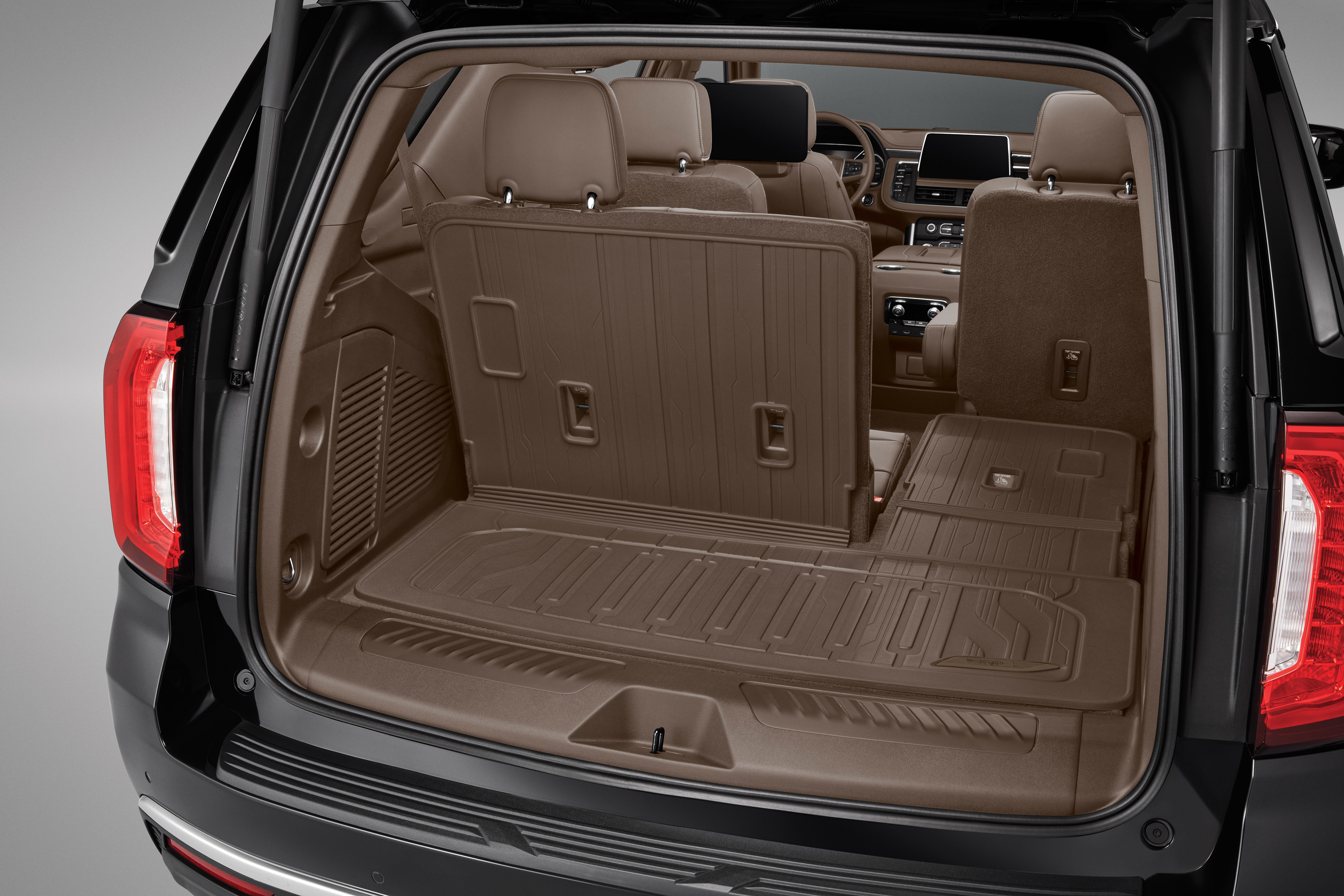 Integrated Cargo Liner in Teak with GMC Logo
