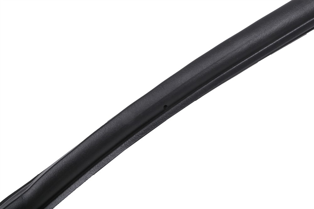 GM Genuine Parts Driver Side Front Door Weatherstrip | 22755599