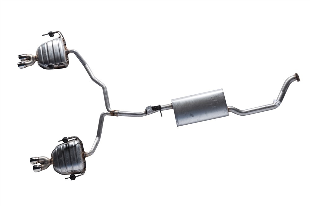 GM Genuine Parts Exhaust Muffler Assembly